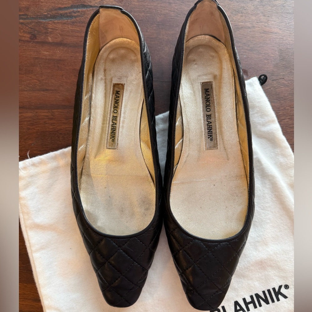 Manolo Blahnik Early 2000s Quilted Leather Pointed Toe Flats Black Size 37.5